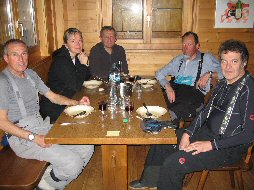 082.JPG
									title=